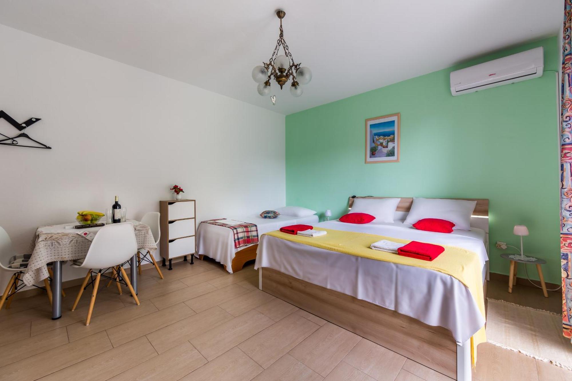 Apartments Claudia Šmrika المظهر الخارجي الصورة